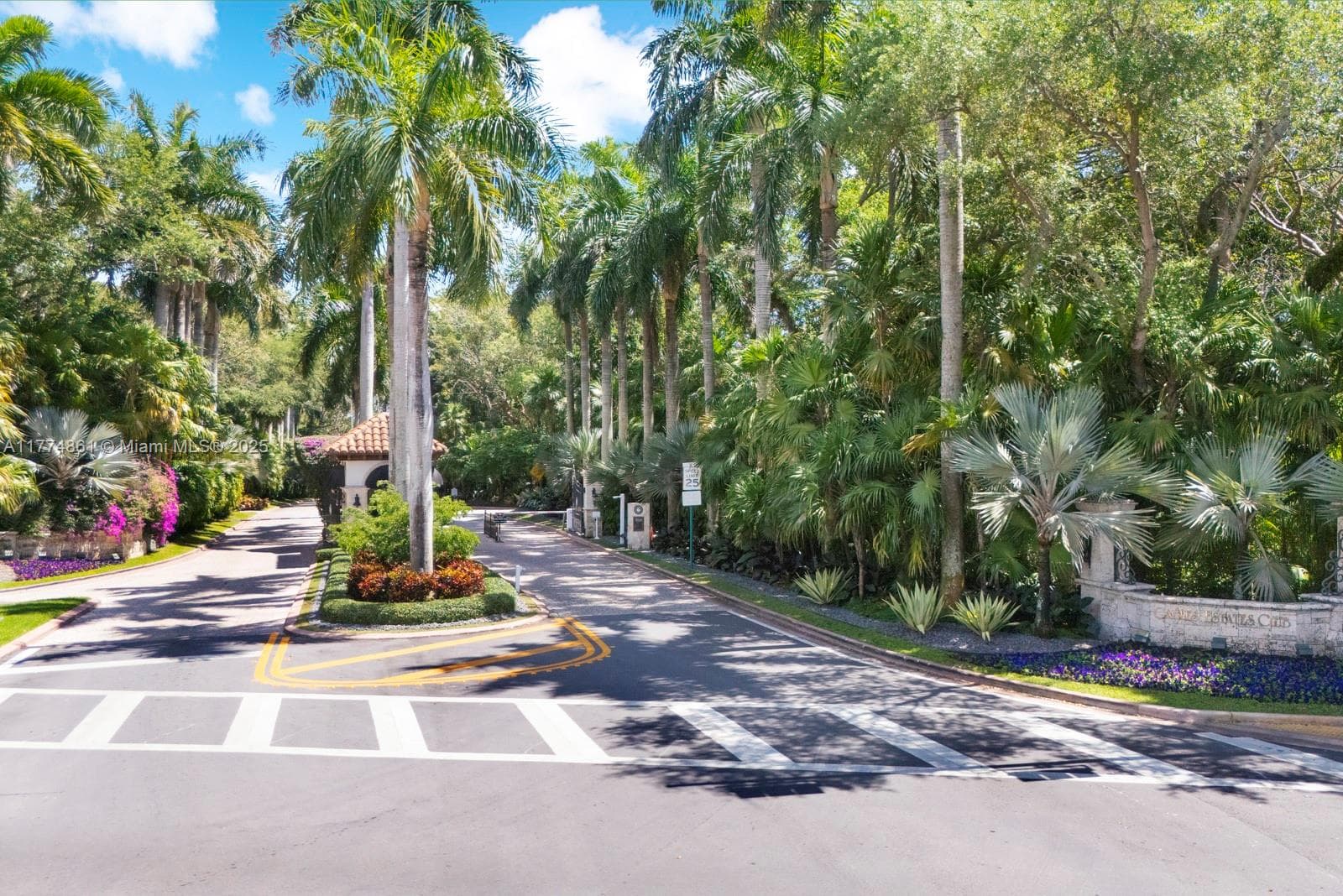 30 Leucadendra Dr photo 13