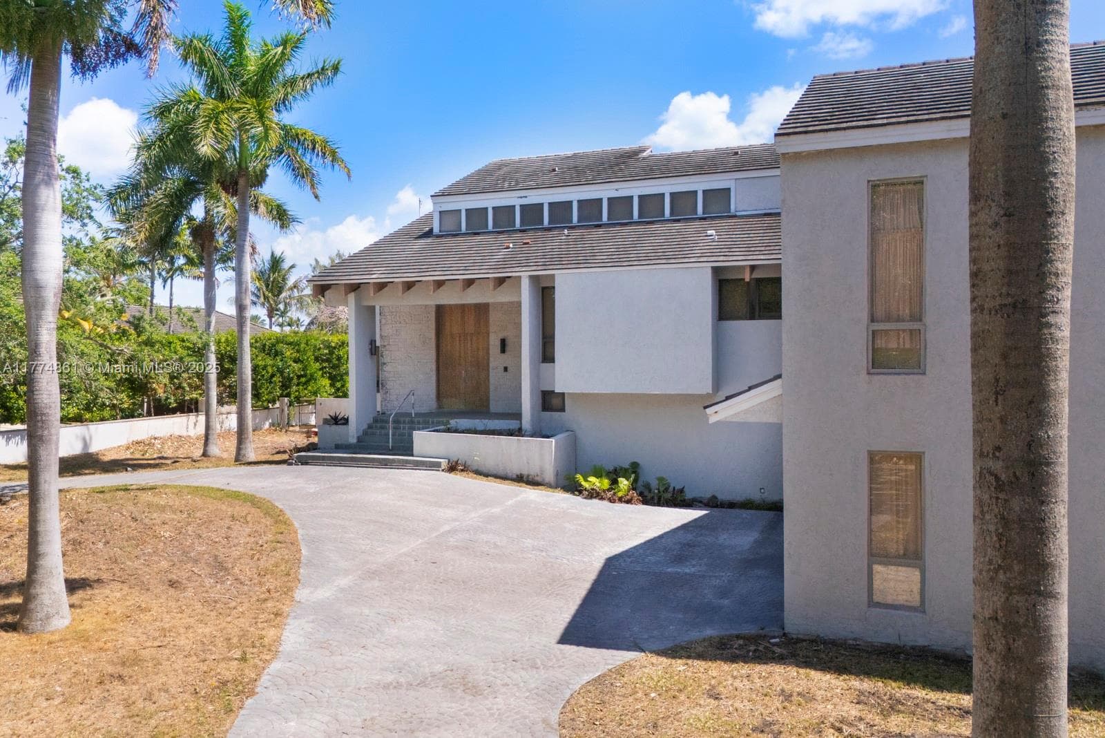 30 Leucadendra Dr photo 8