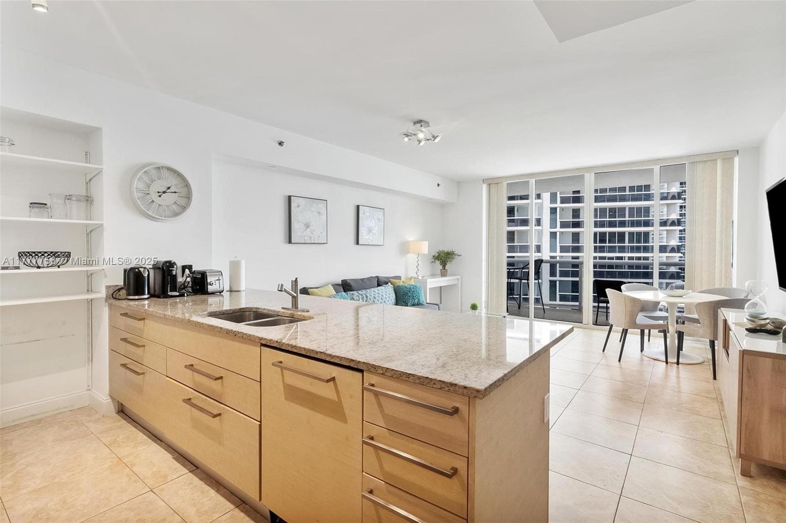 1830 Ocean Dr 4
