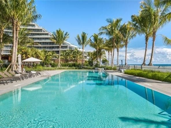 2200 Ocean Blvd 3