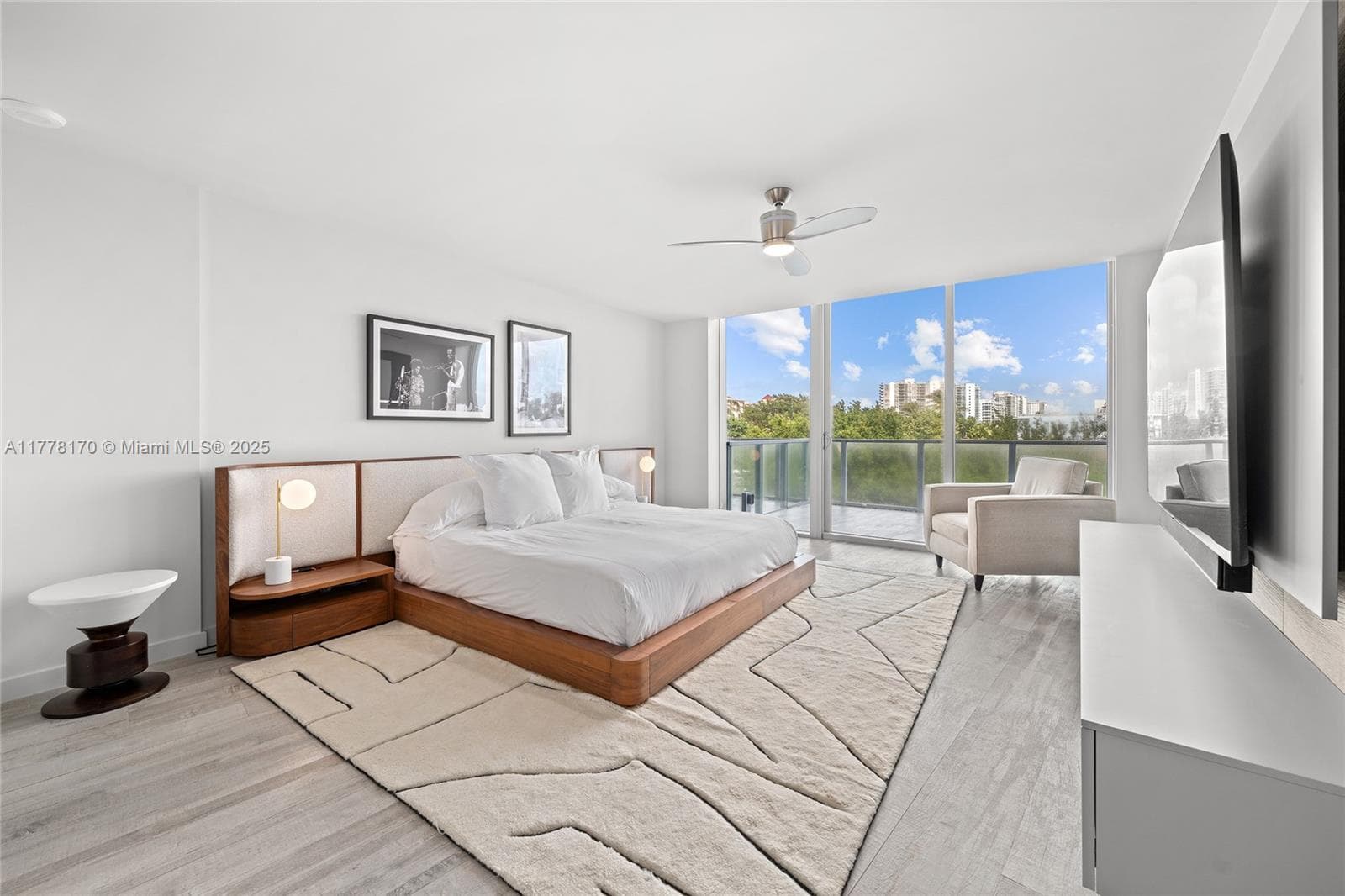 2200 Ocean Blvd N206 photo 20