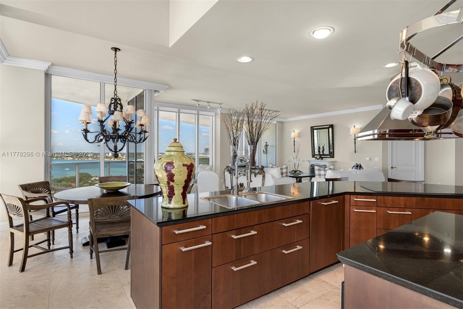10225 Collins Ave 5