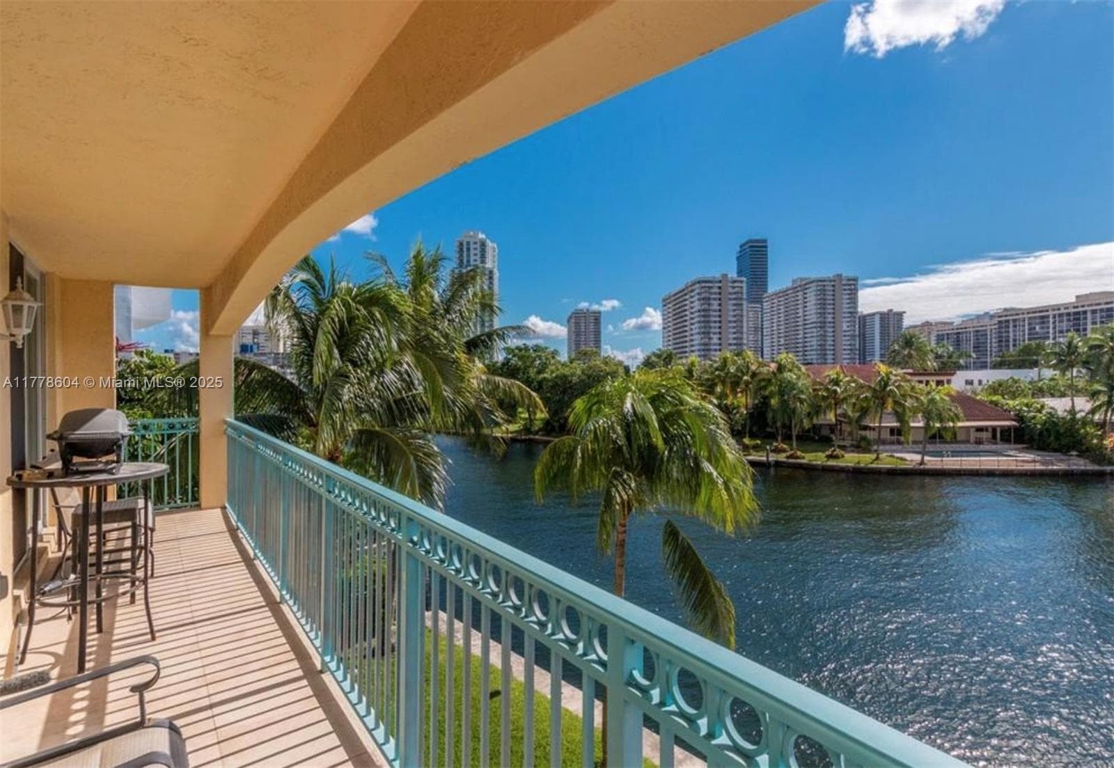 201 Golden Isles Dr 1