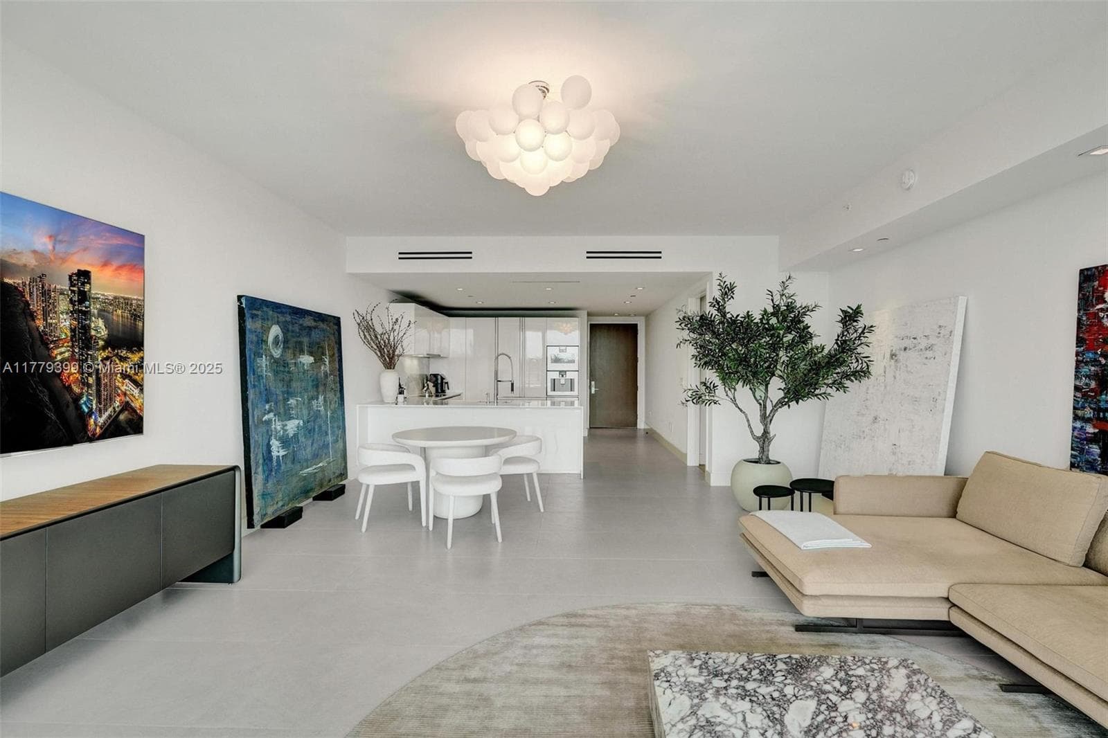 10201 Collins Ave 404 photo 6