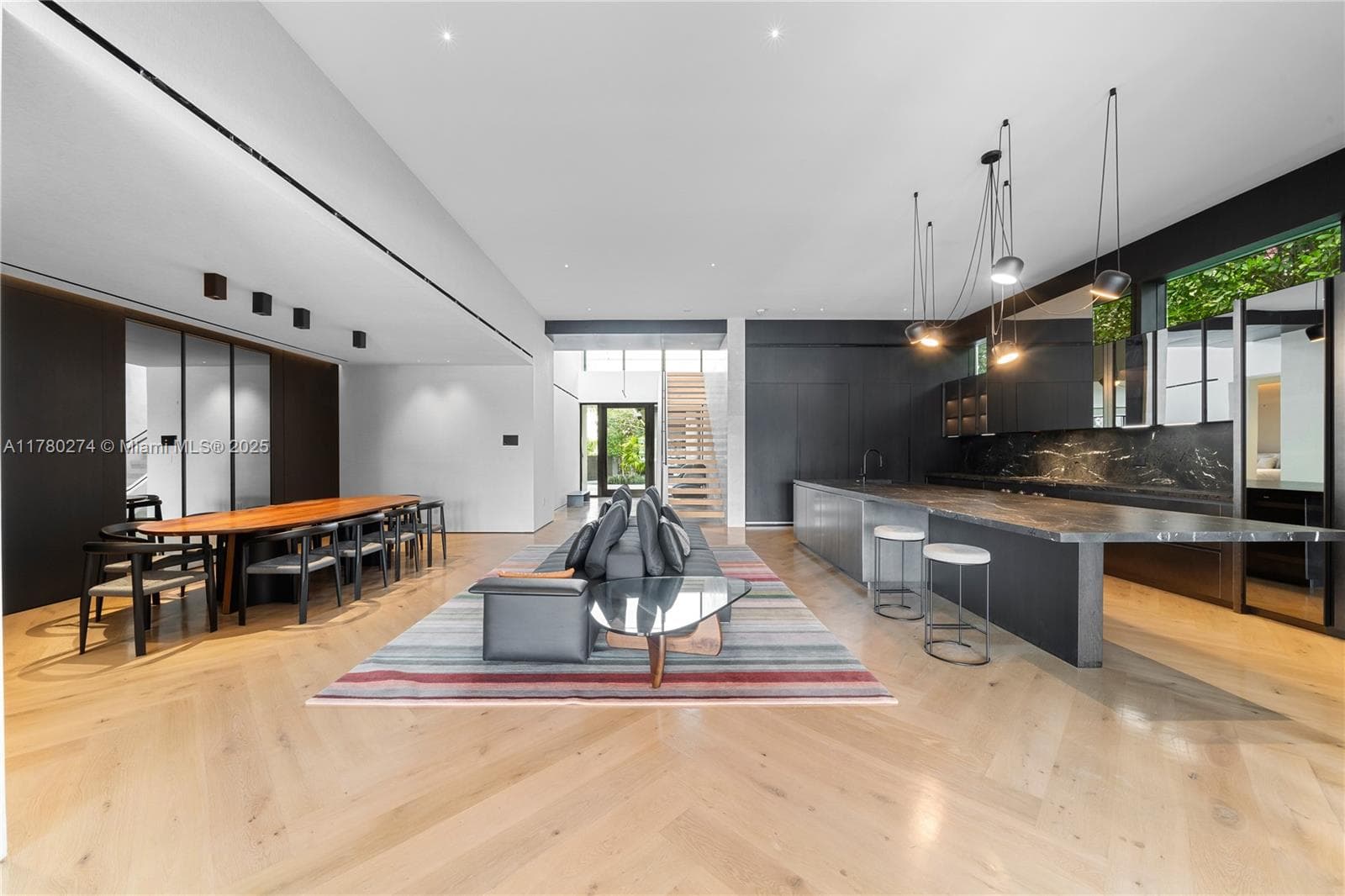 247 Rivo Alto Dr 5