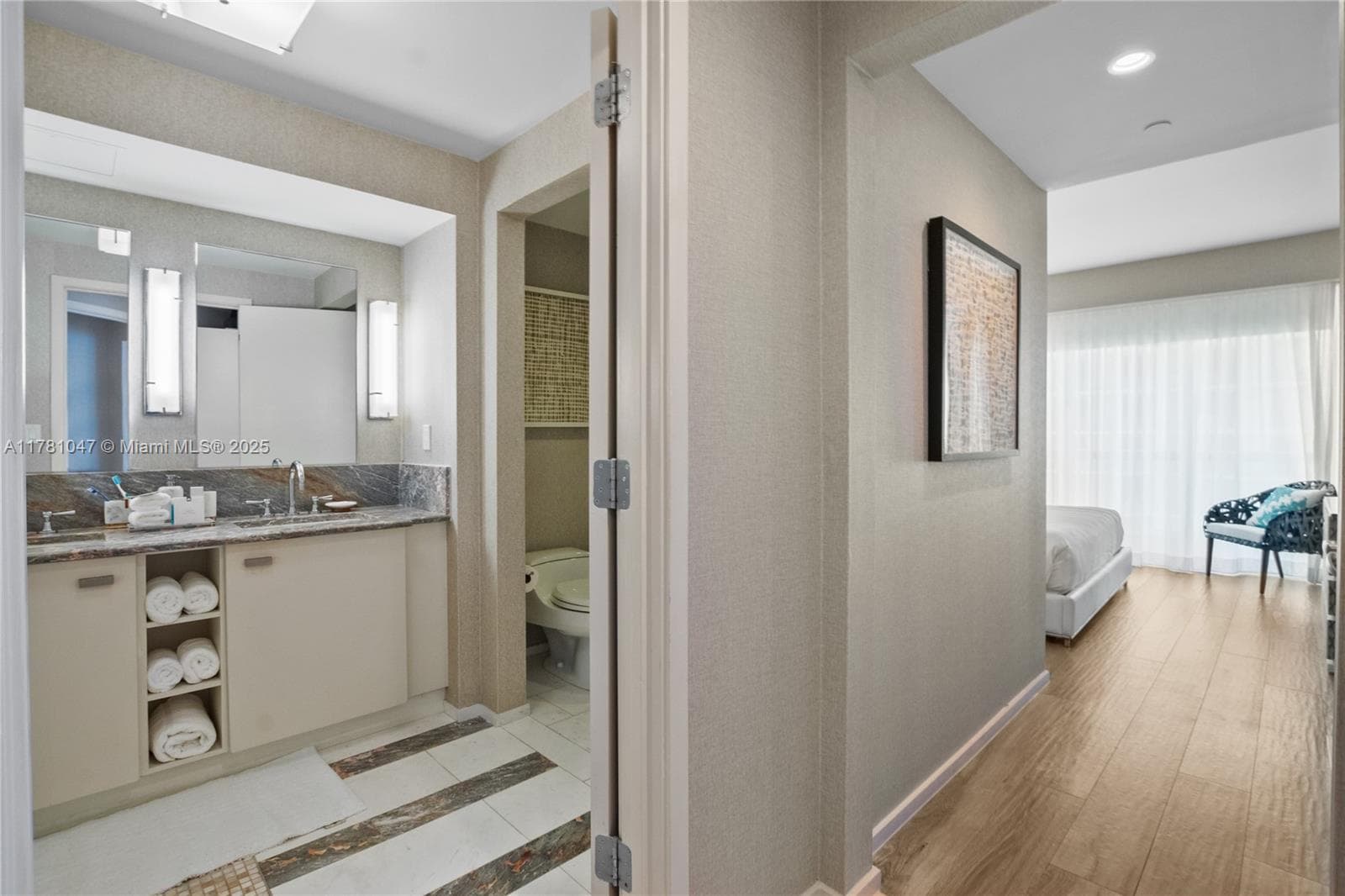 551 Fort Lauderdale Beach Blvd H1705 photo 17