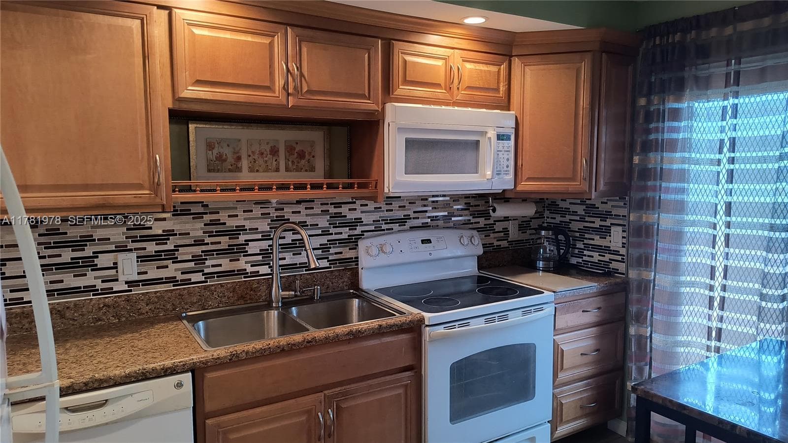4500 N Federal Hwy 352F photo 5