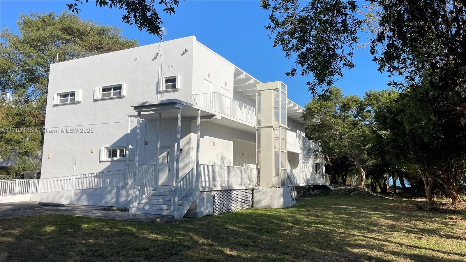 14 125th Street Gulf 2