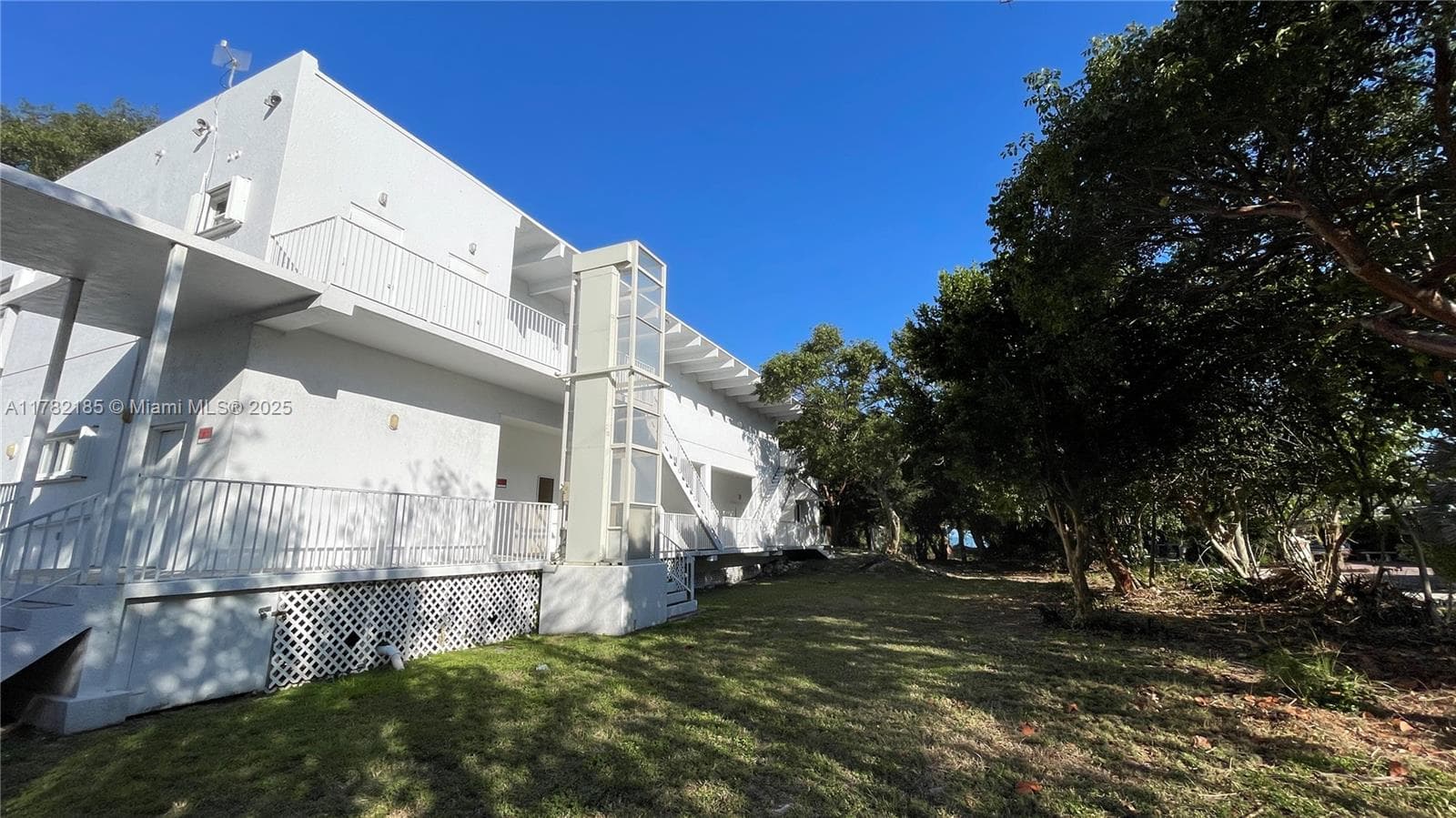 14 125th Street Gulf 4