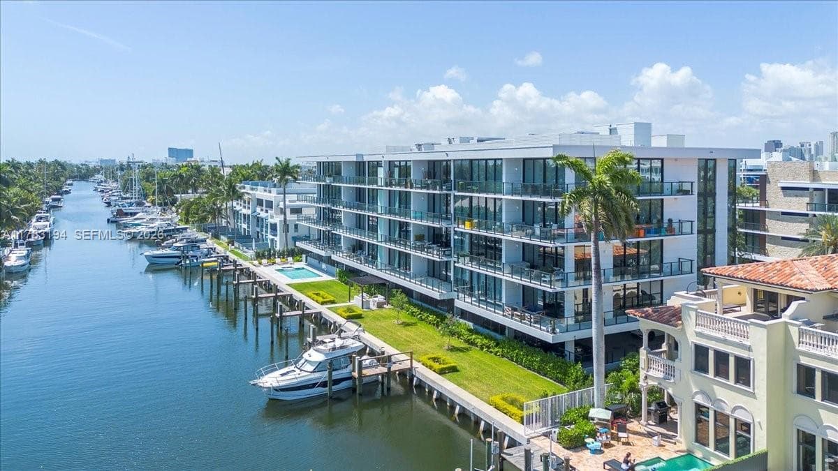 160 Isle Of Venice Dr. 1