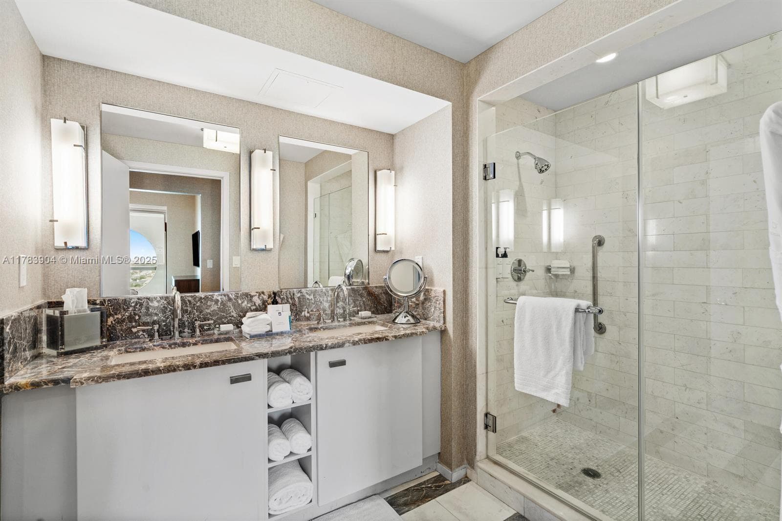 551 Fort Lauderdale Beach Blvd H1403 photo 13