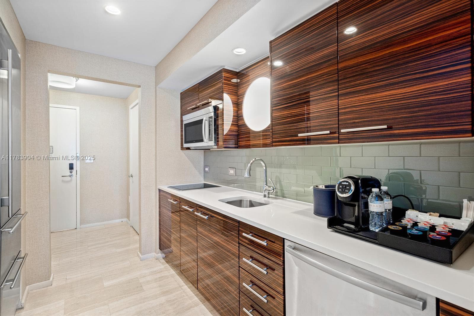 551 Fort Lauderdale Beach Blvd H1403 photo 8