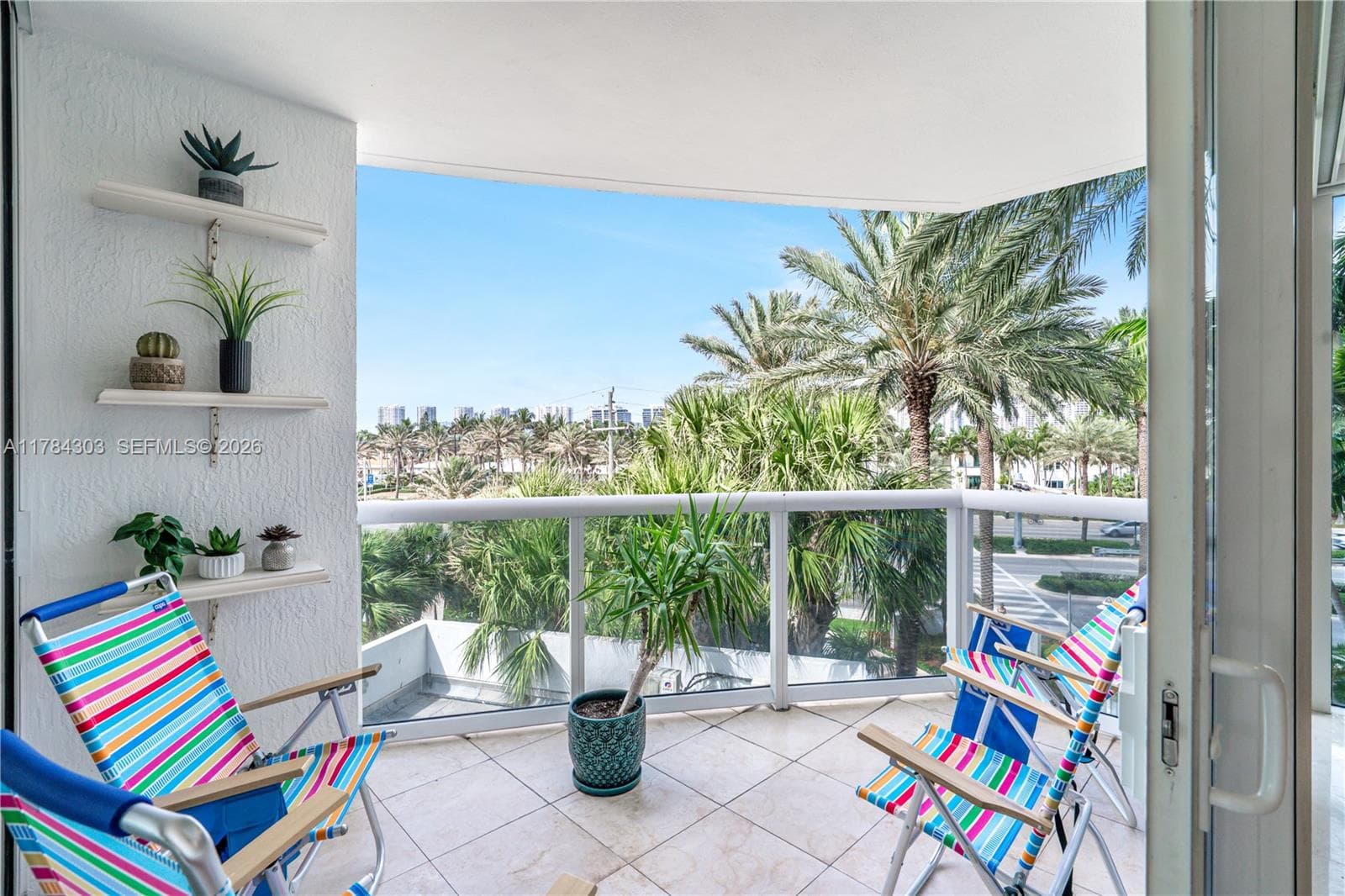 18911 Collins Ave 405 photo 16
