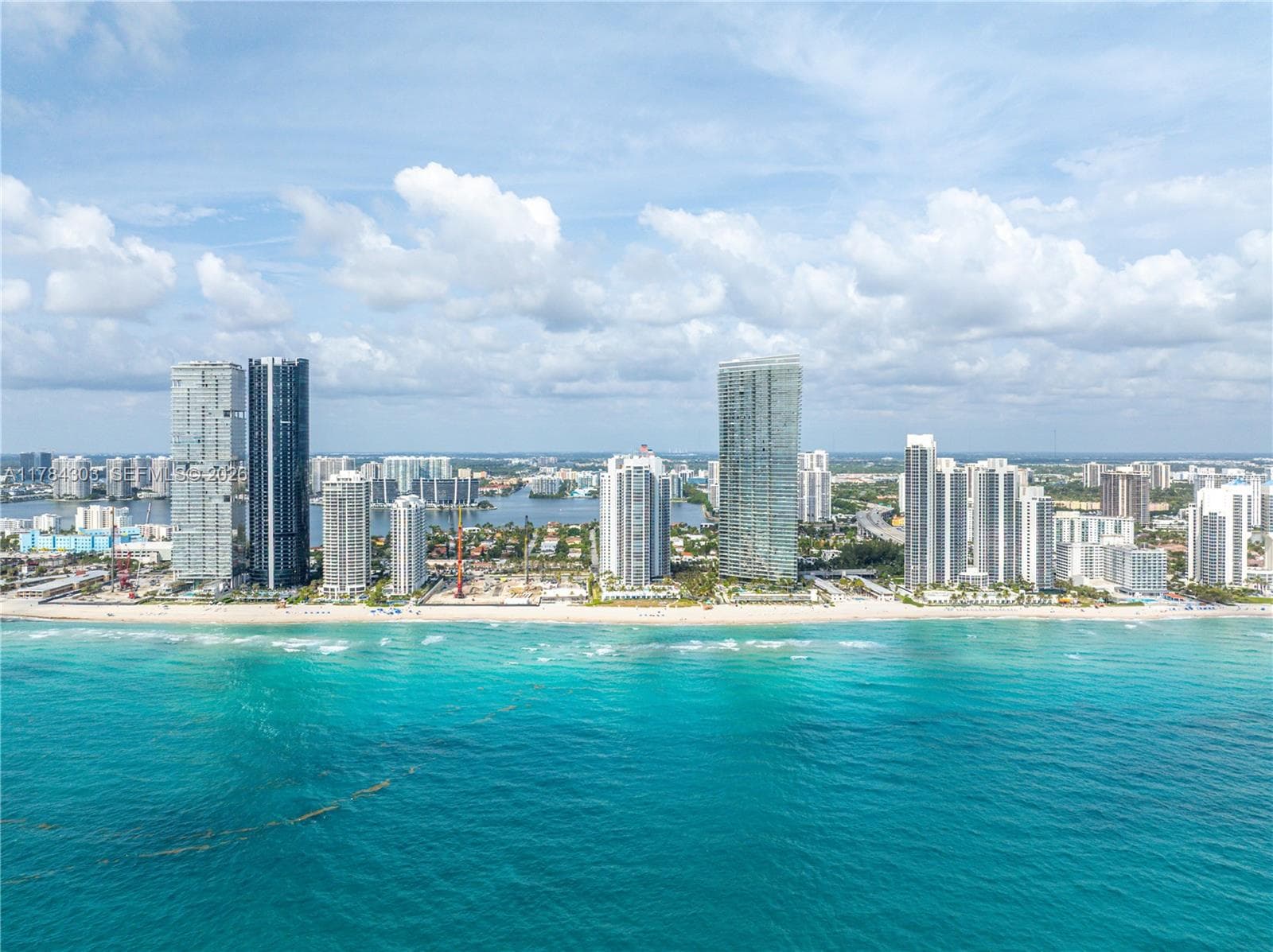 18911 Collins Ave 1