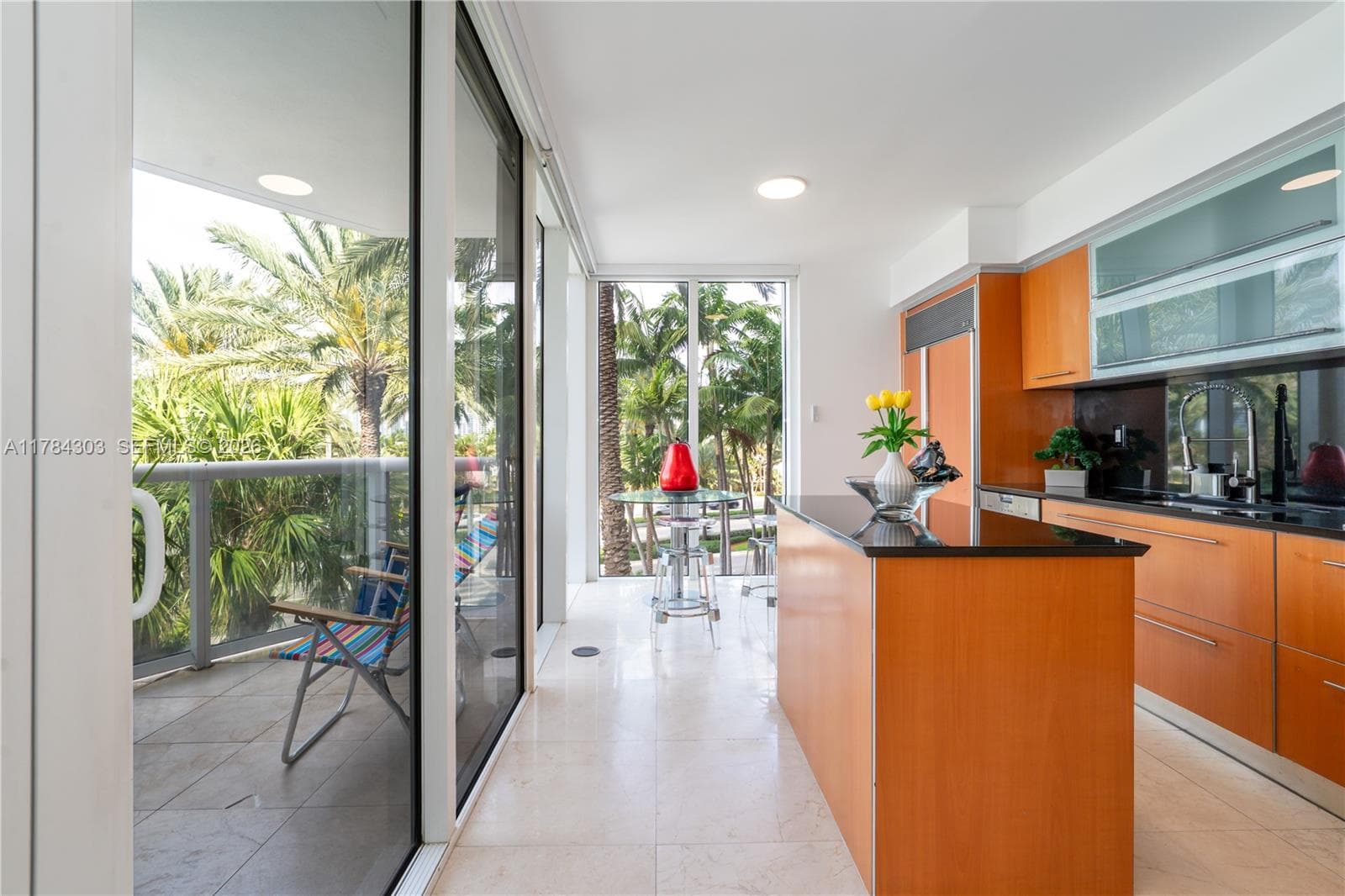 18911 Collins Ave 405 photo 14