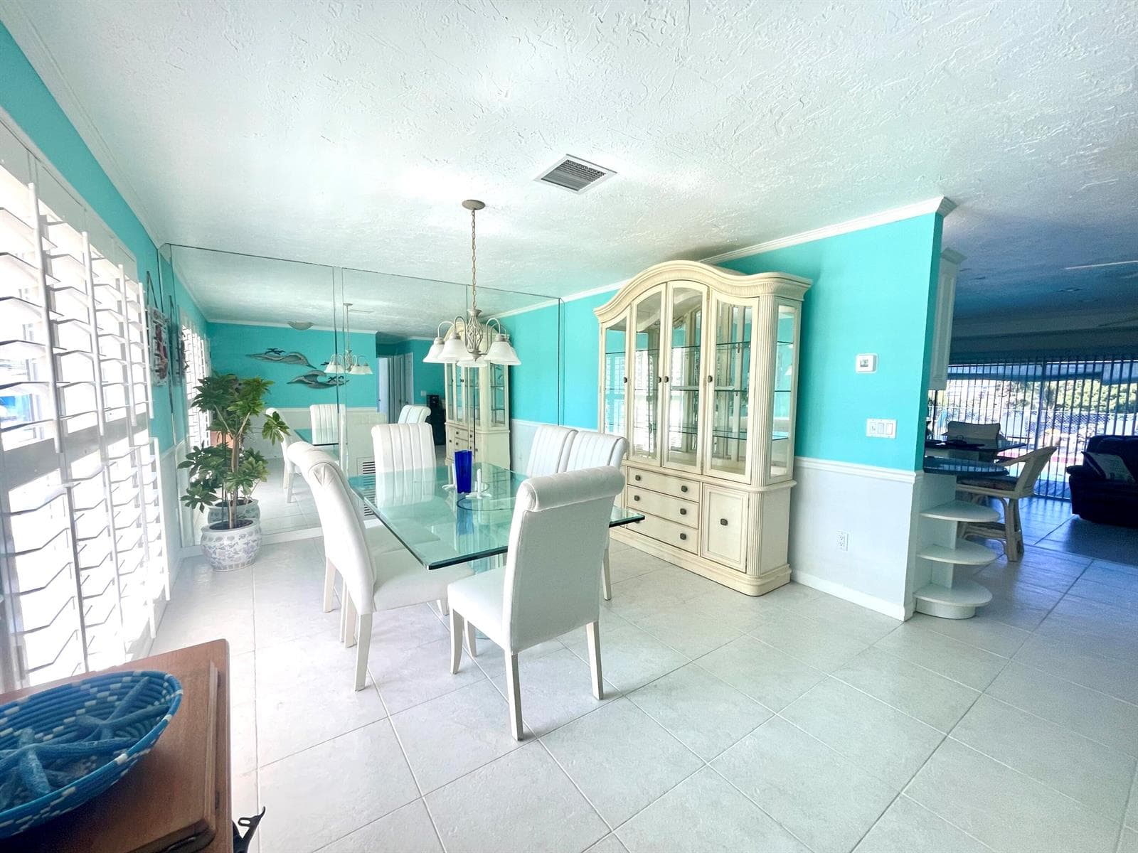 880 SE Degan Drive photo 6