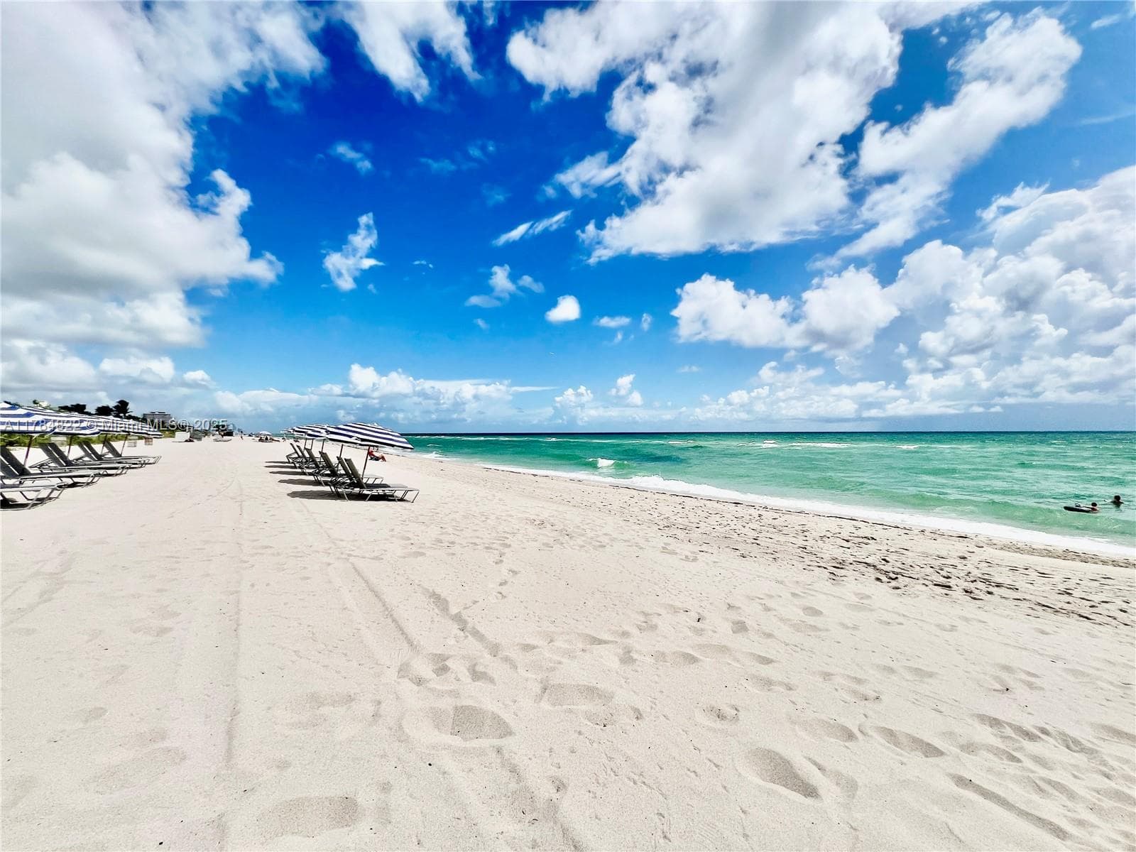 7135 Collins Ave 621 photo 3