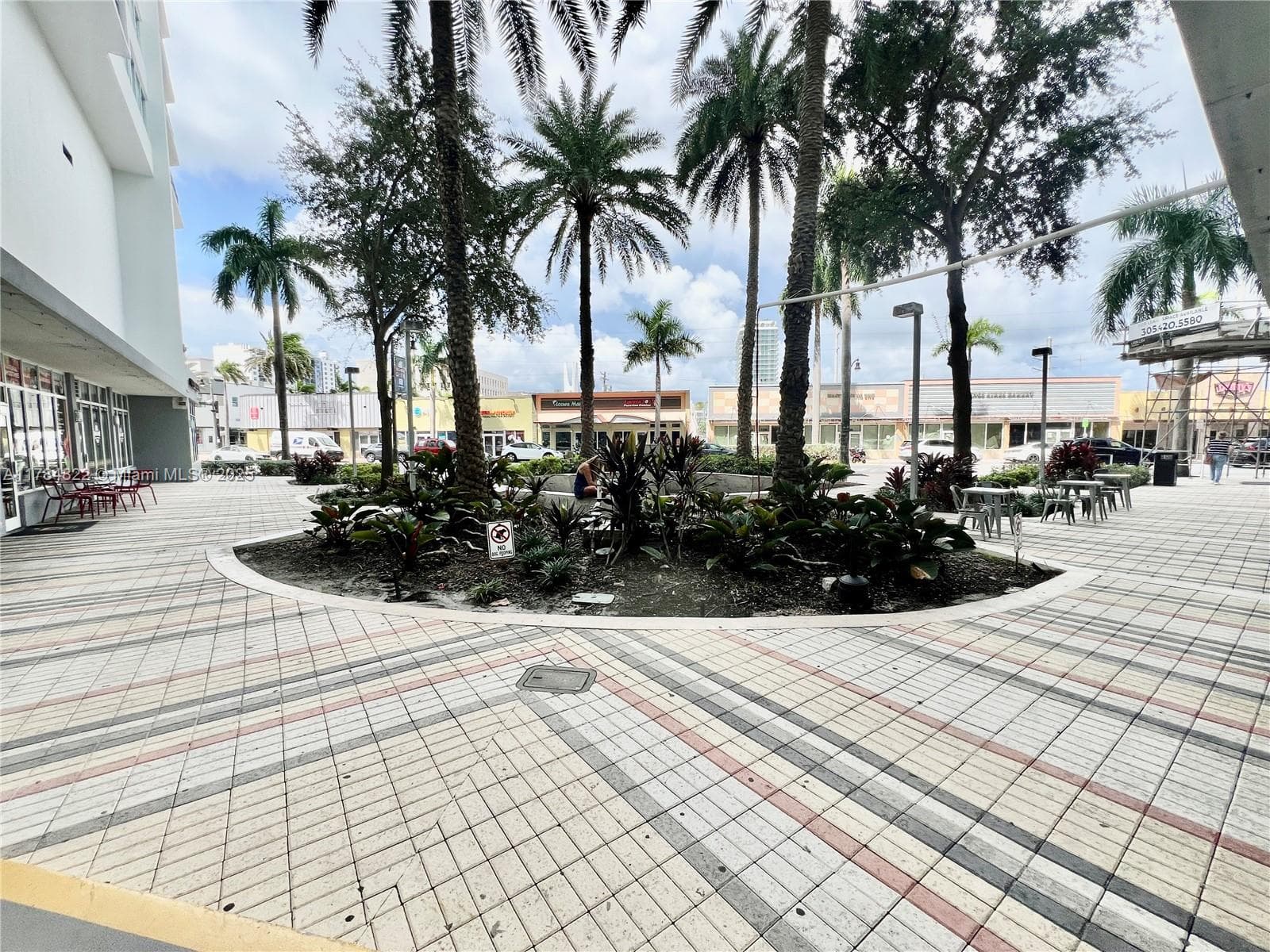7135 Collins Ave 621 photo 8