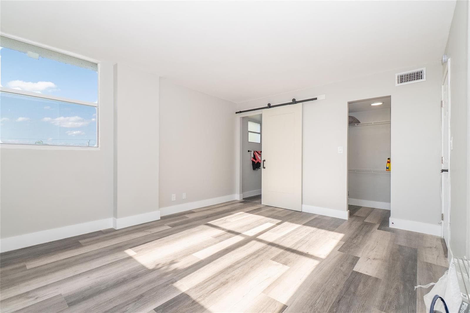 119 Royal Park Drive 4h photo 18