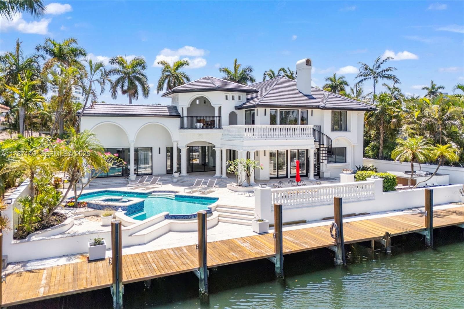 2561 Lucille Dr 2