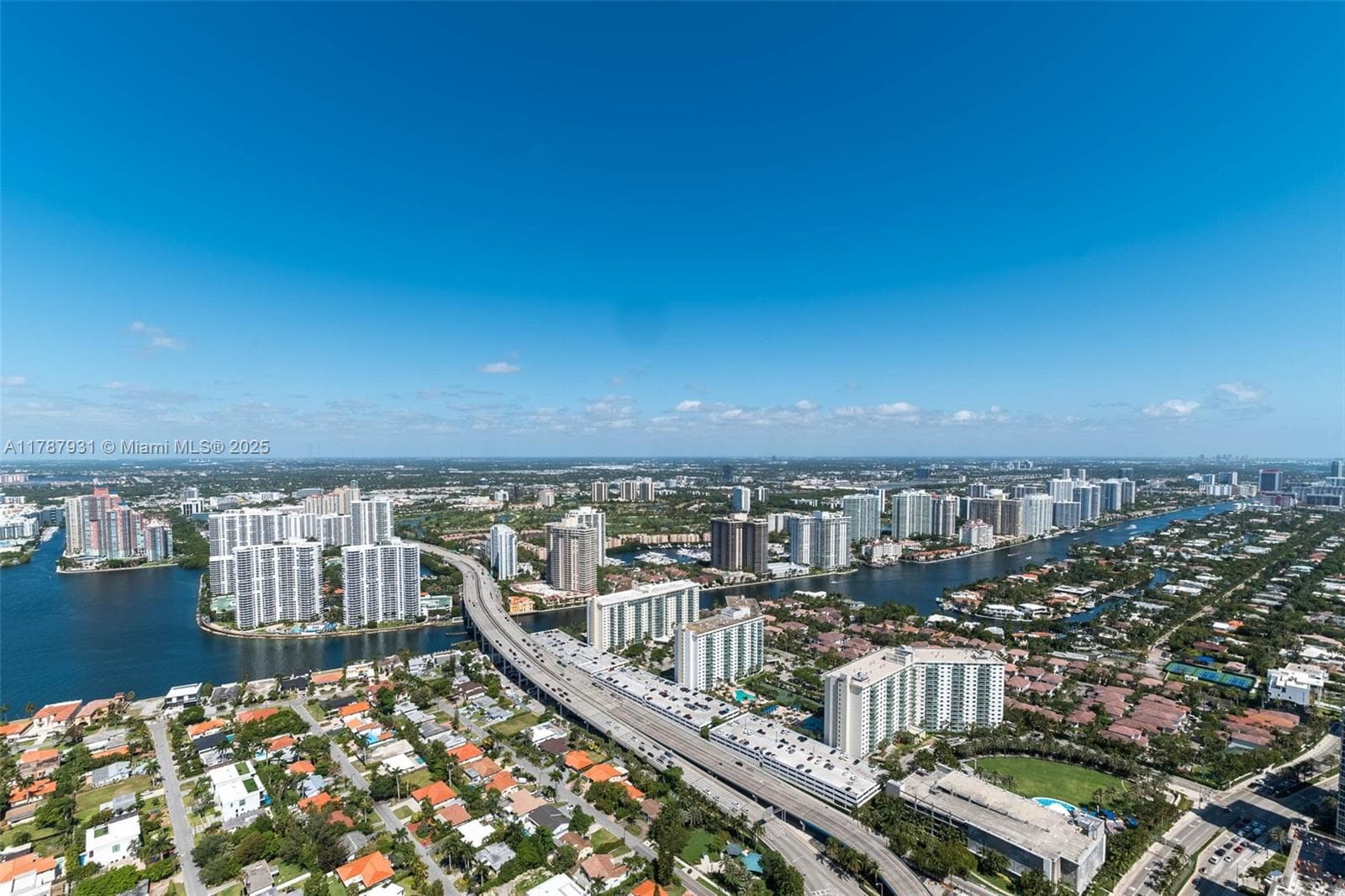 18975 Collins Ave 5