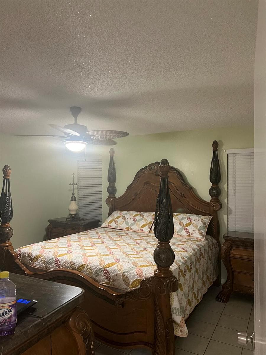 1835 NW 18th Street 104 photo 2