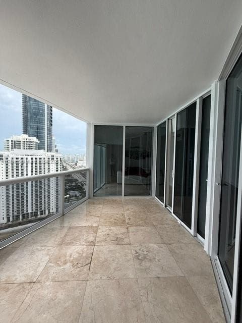 18911 Collins Ave 2804 photo 4