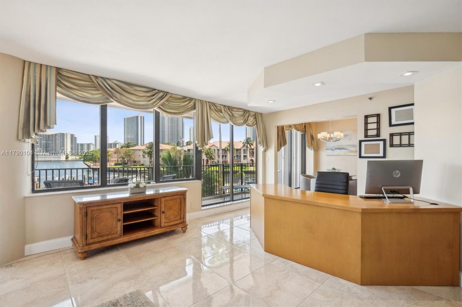 300 Three Islands Blvd 601 photo 7
