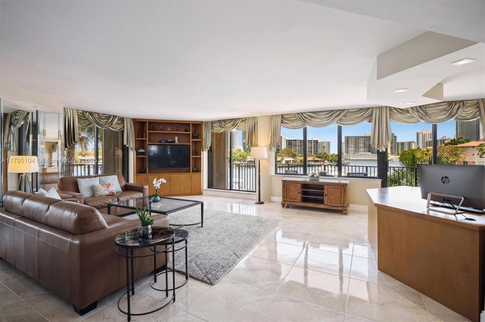 300 Three Islands Blvd 3