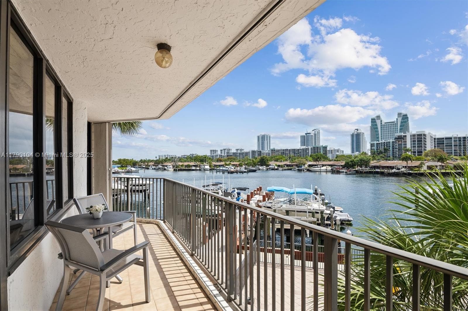 300 Three Islands Blvd 1