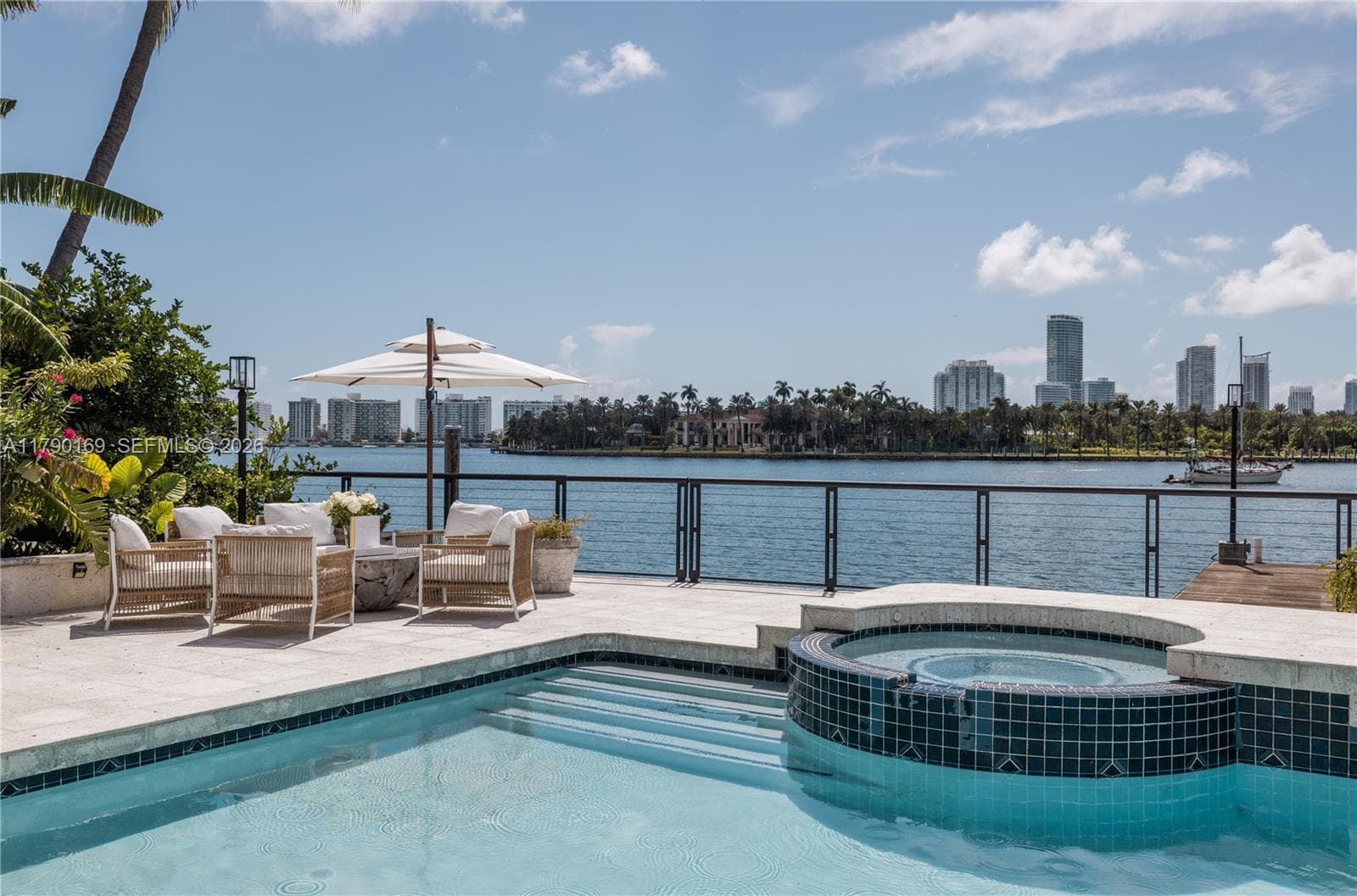 2 Hibiscus Dr photo 6