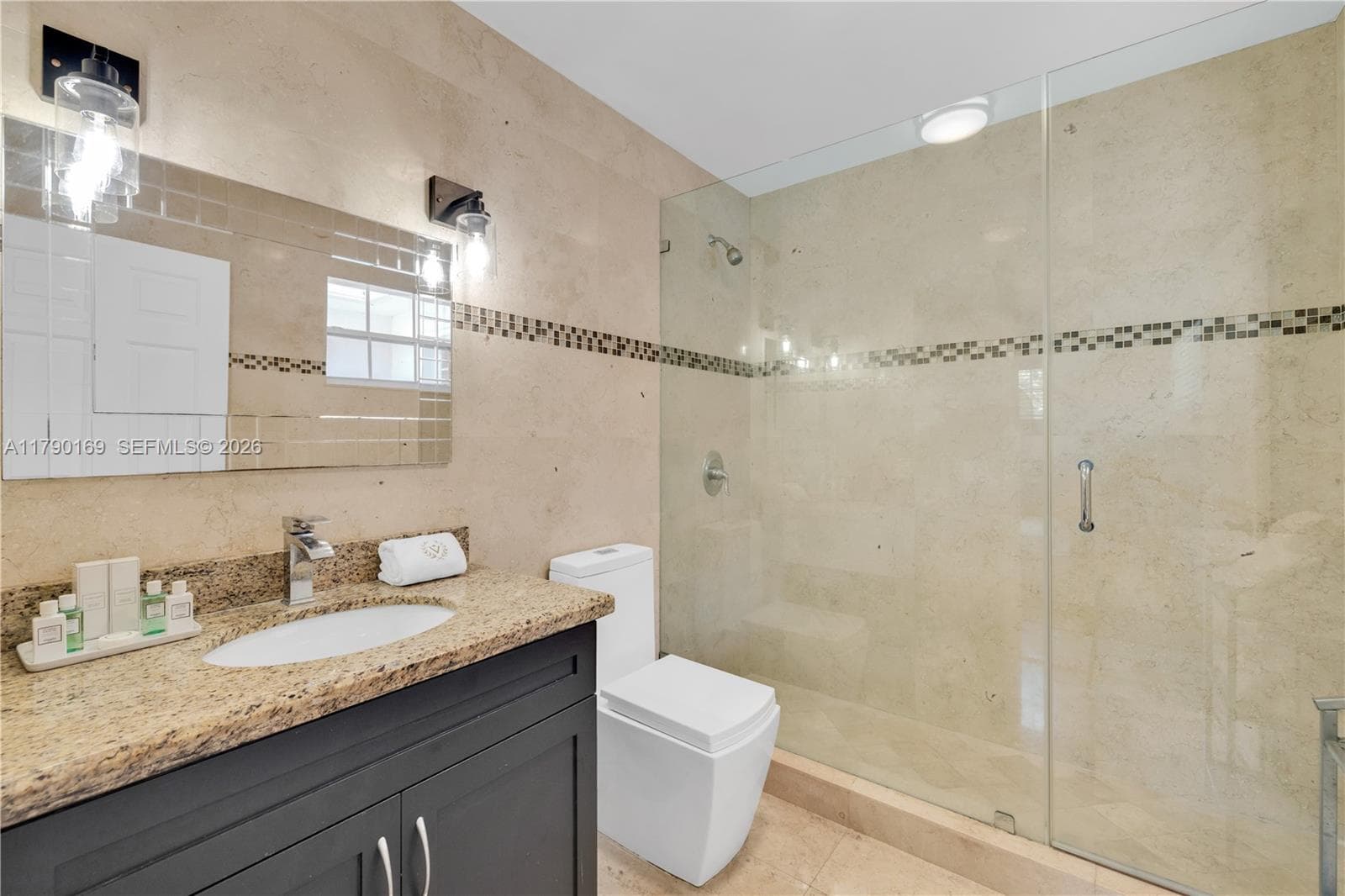 2 Hibiscus Dr photo 22