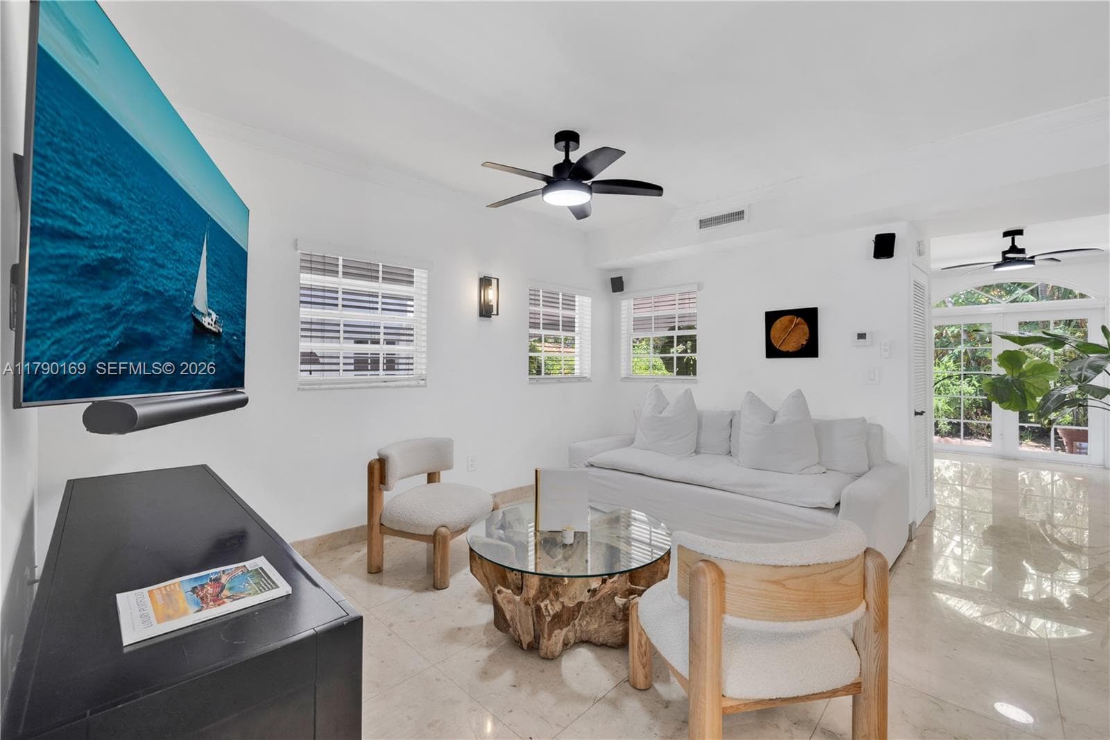 2 Hibiscus Dr photo 18