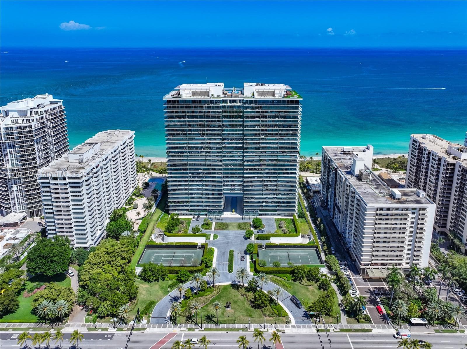 10201 Collins Ave 2