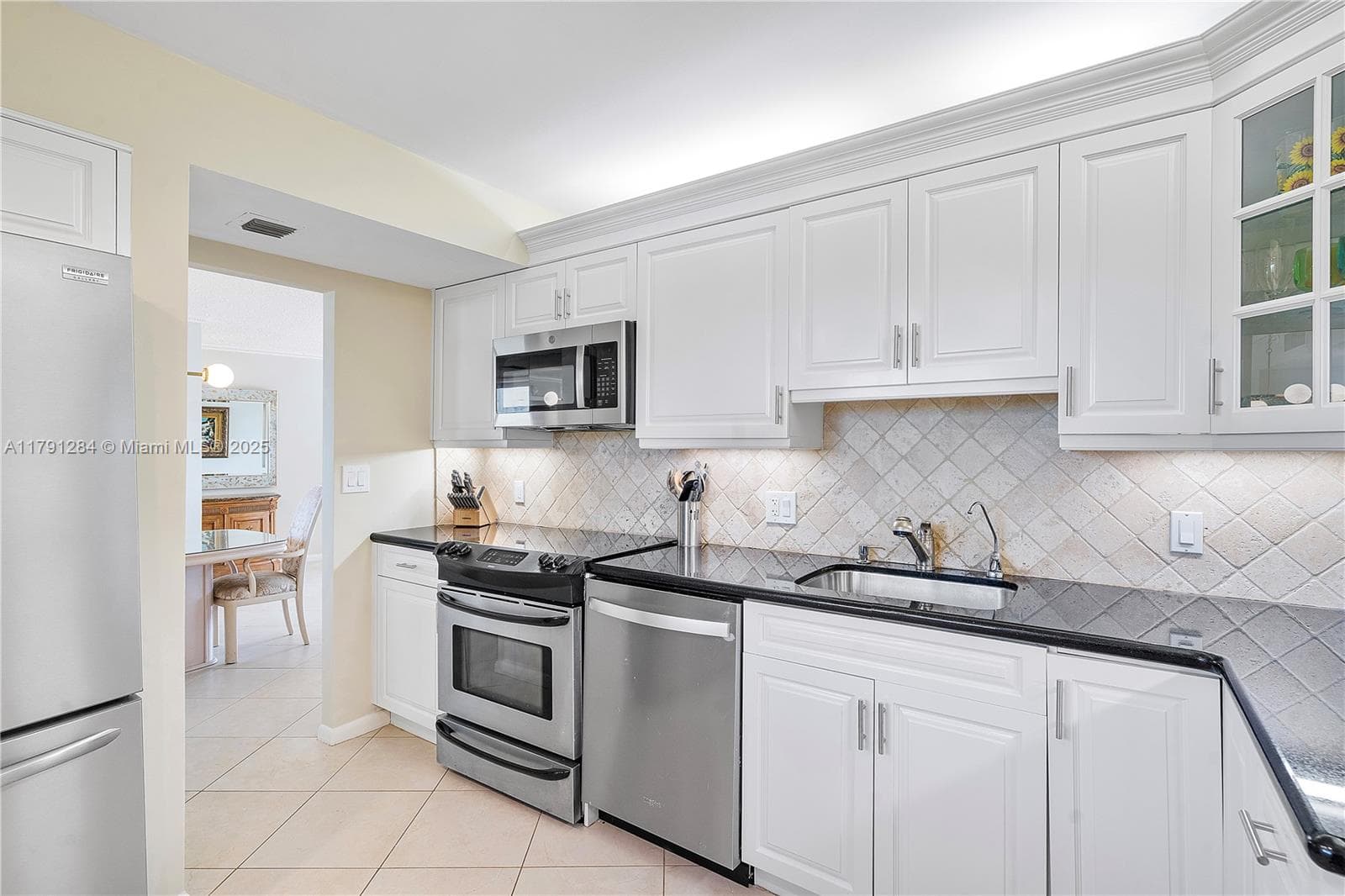 400 Ocean Trail Way 302 photo 8
