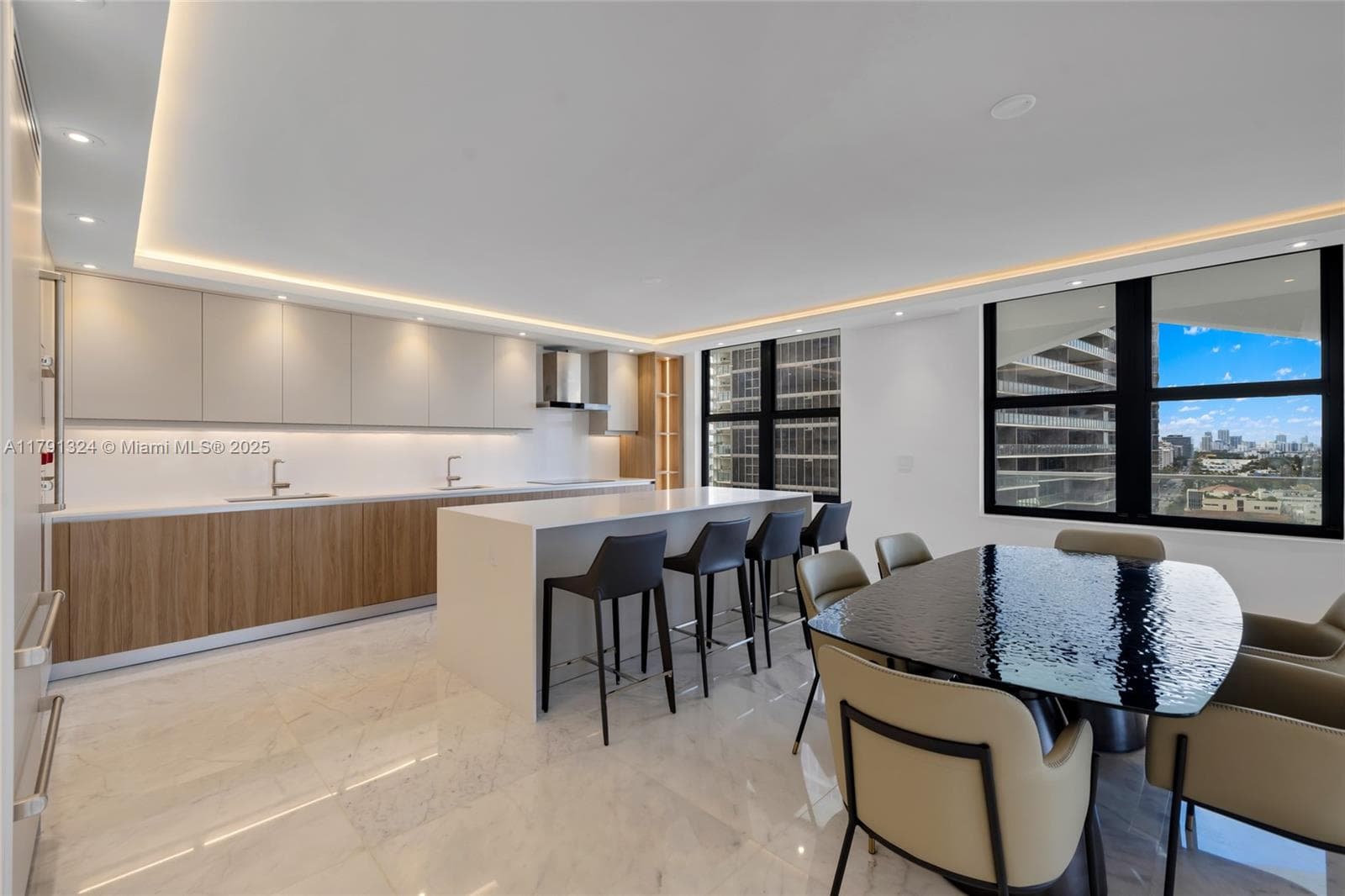 9801 Collins Ave 2