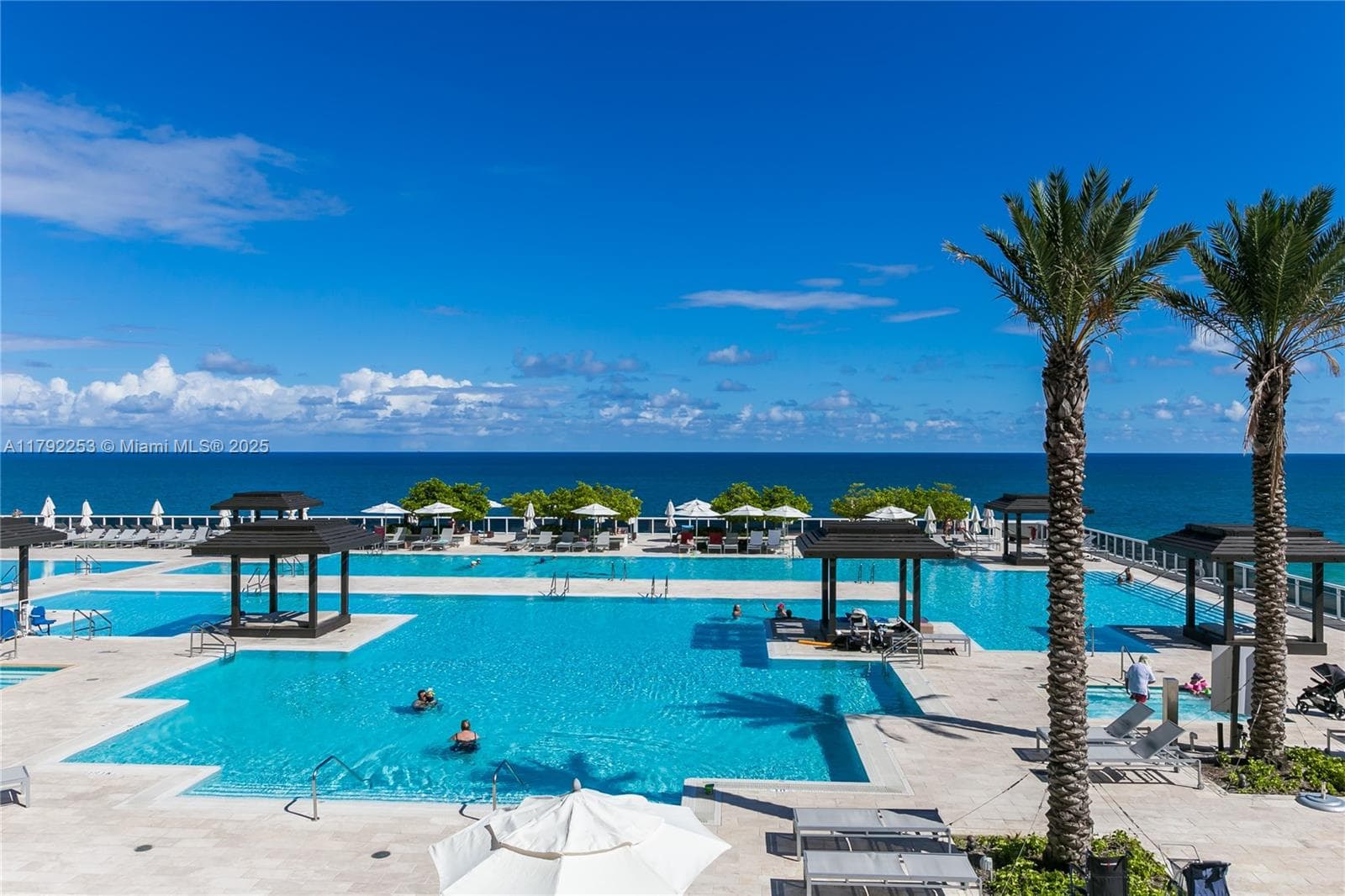 1830 Ocean Dr 1201 photo 23