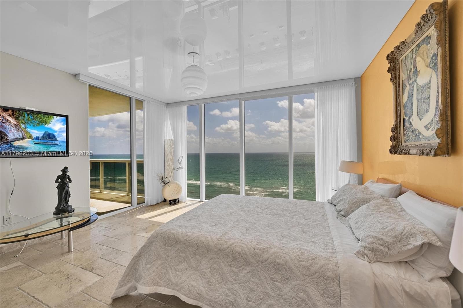 1830 Ocean Dr 1201 photo 17