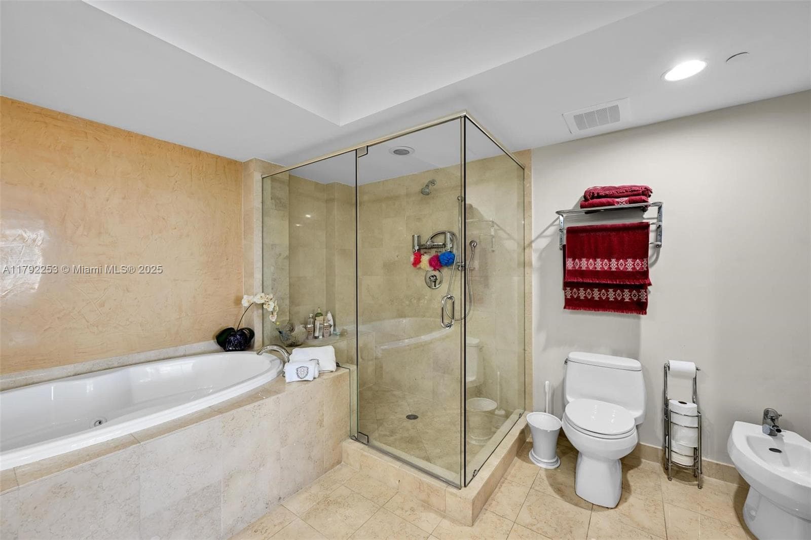 1830 Ocean Dr 1201 photo 15