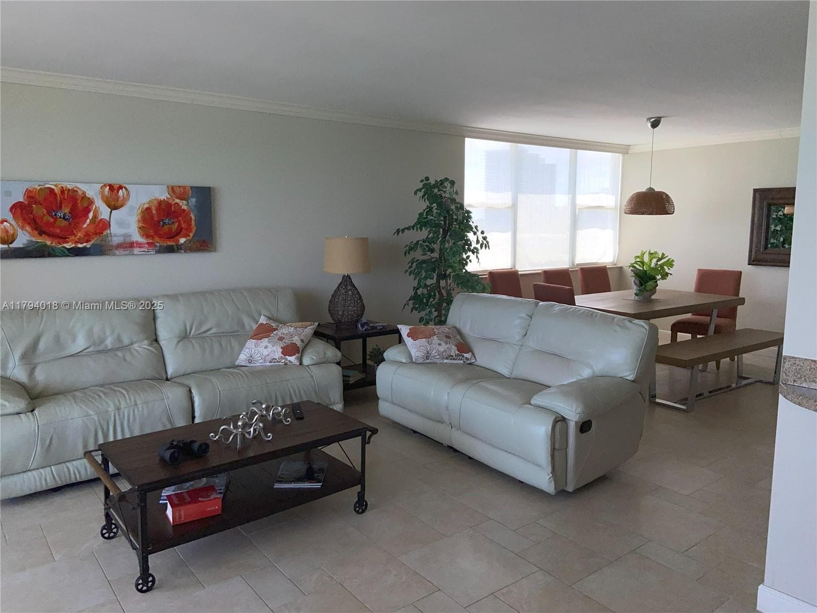 3180 Ocean Dr 716 photo 7