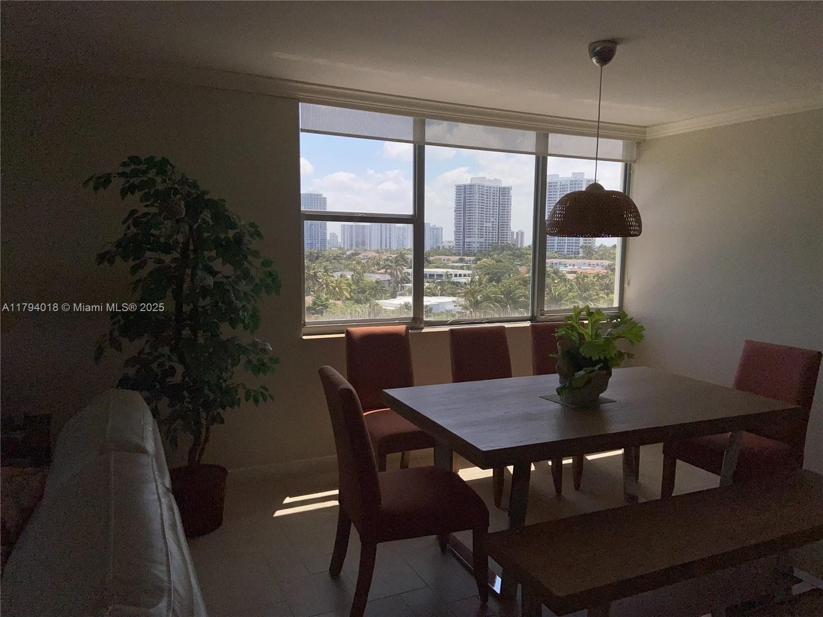 3180 Ocean Dr 3