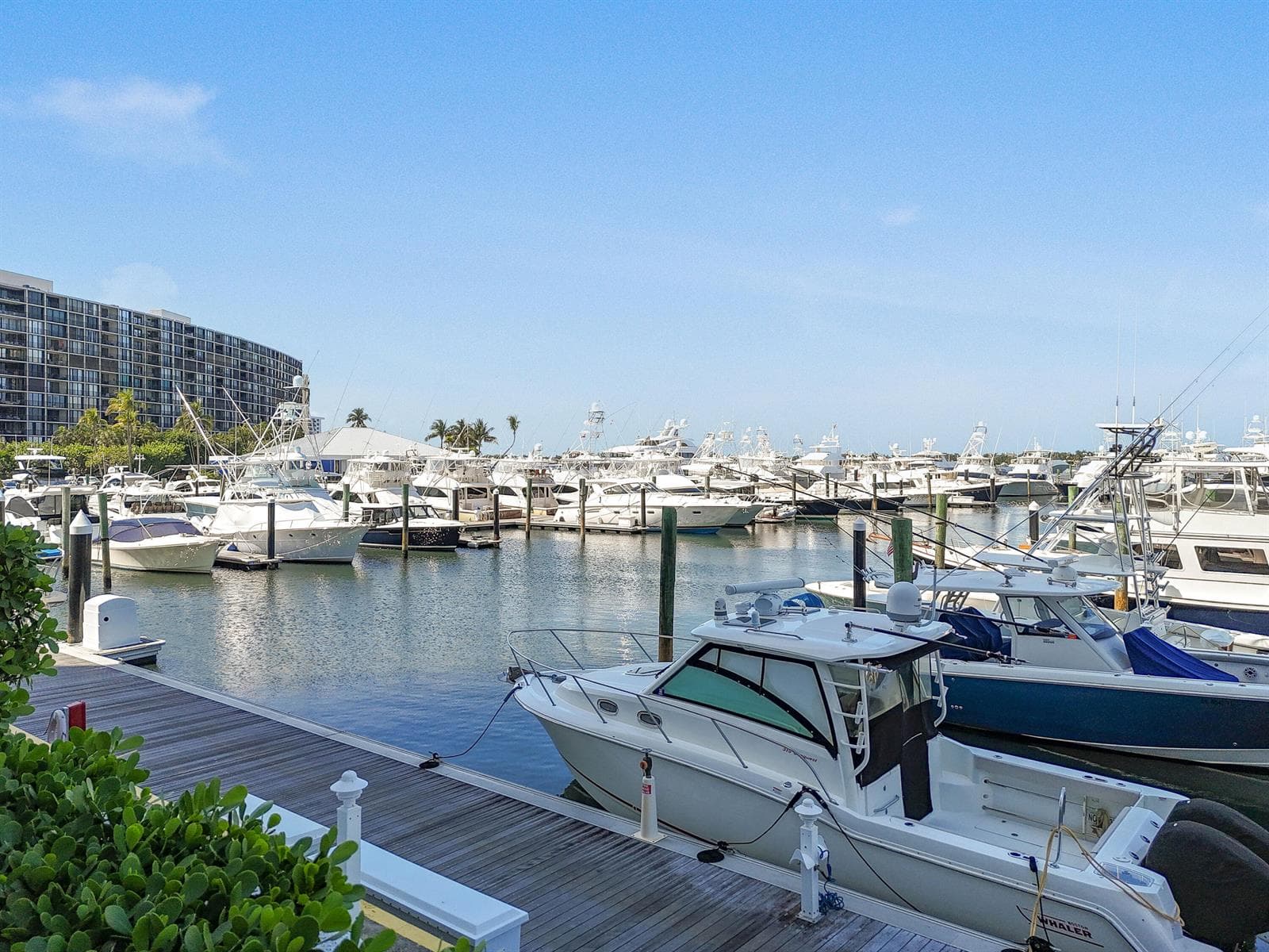 108 Lakeshore Drive #140 2