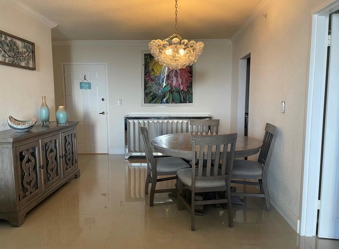 2501 Ocean Dr 2