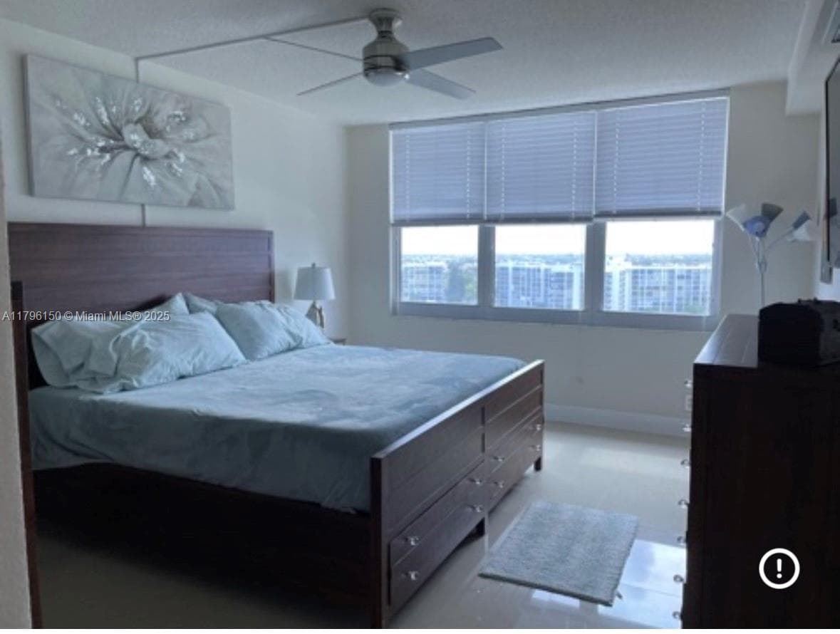 2501 Ocean Dr 3