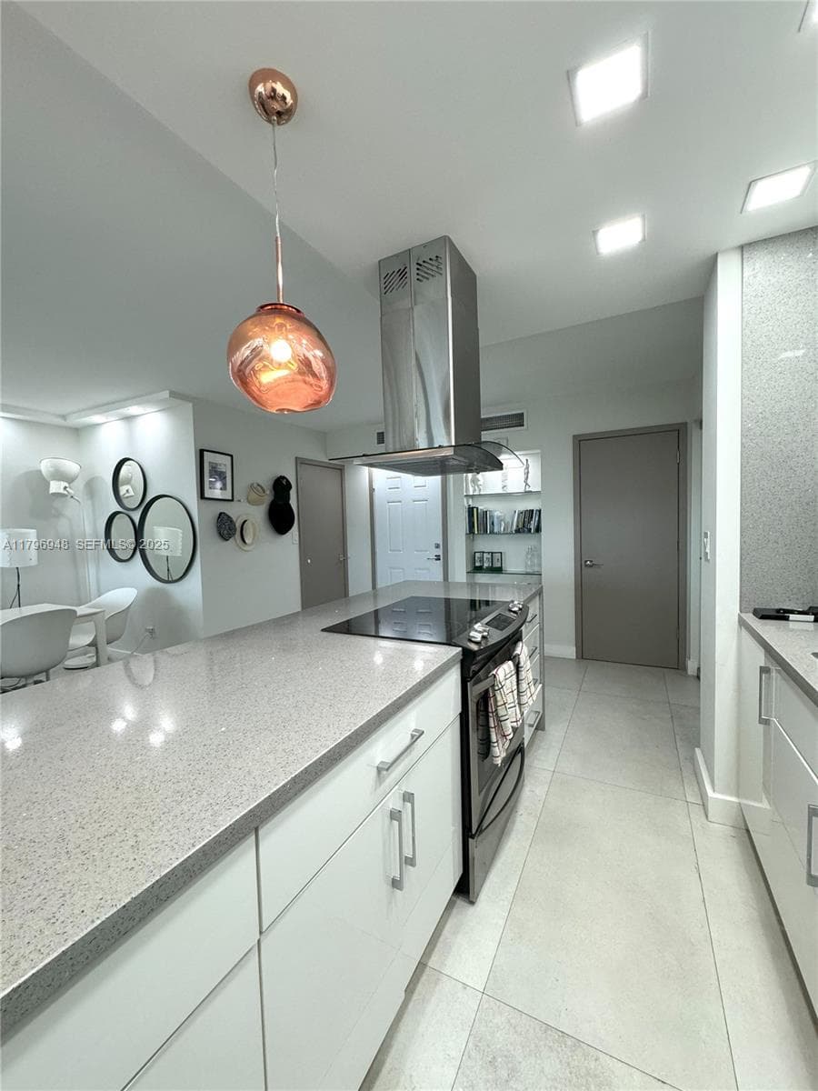 9500 W Bay Harbor Dr 6B photo 6