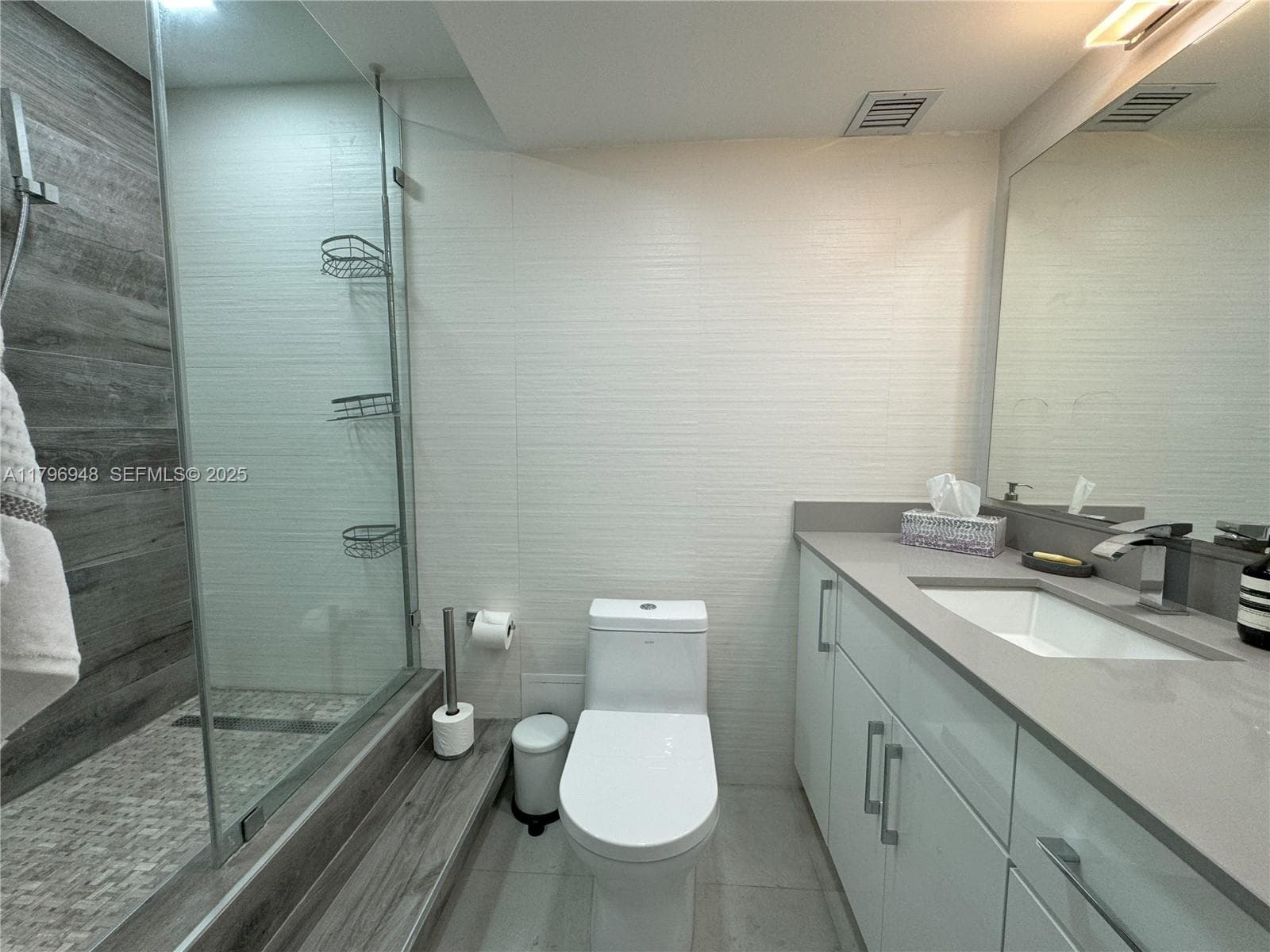 9500 W Bay Harbor Dr 6B photo 17