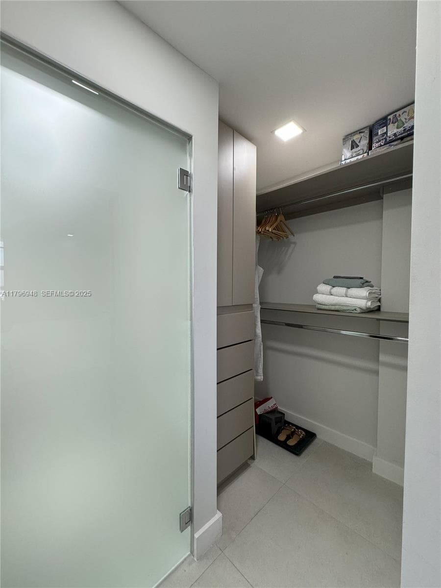 9500 W Bay Harbor Dr 6B photo 11
