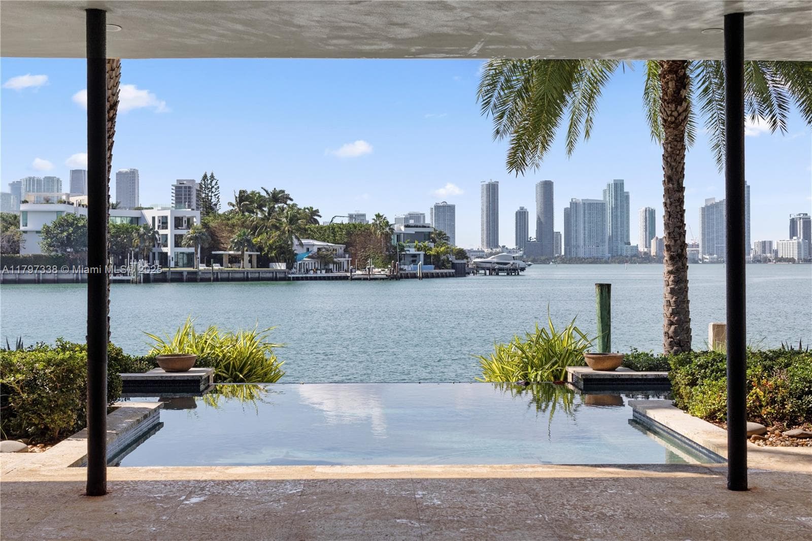 250 San Marino Dr 3