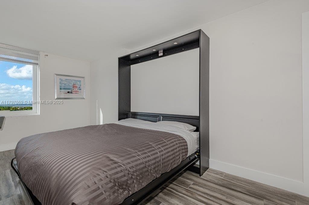 2301 Collins Ave 1532 photo 9