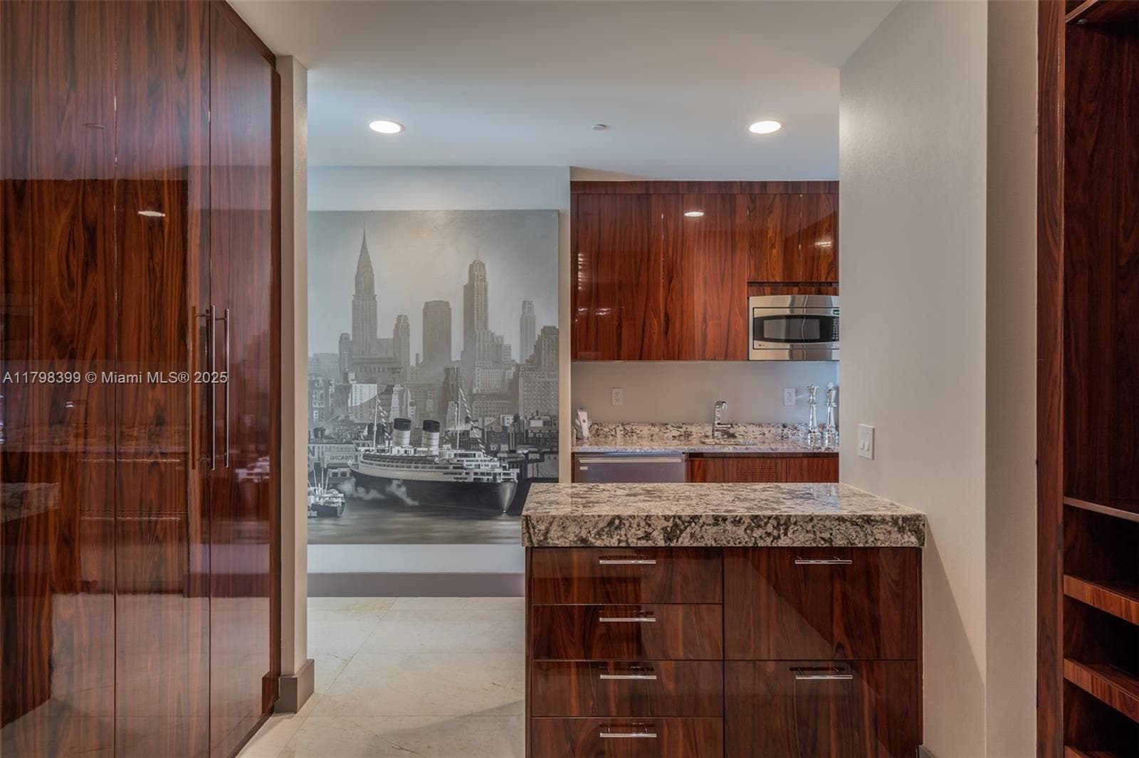 9703 Collins Ave 2100 photo 17